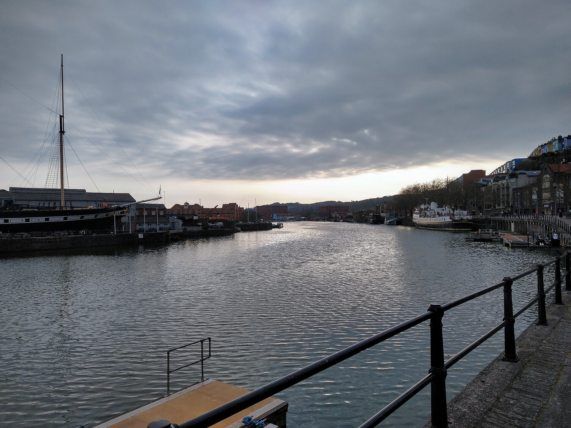 View of Floating Harbour in Bristol - geograph.org.uk - 6961563